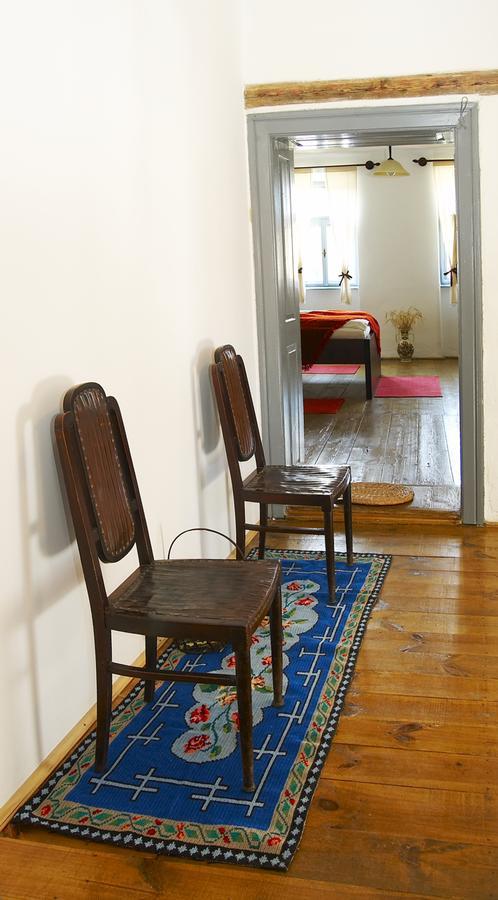 Casa Cu Zorele, Crit 189 Luaran gambar