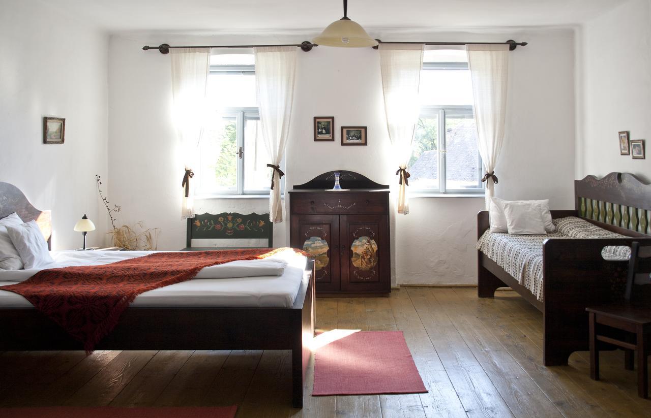 Casa Cu Zorele, Crit 189 Luaran gambar
